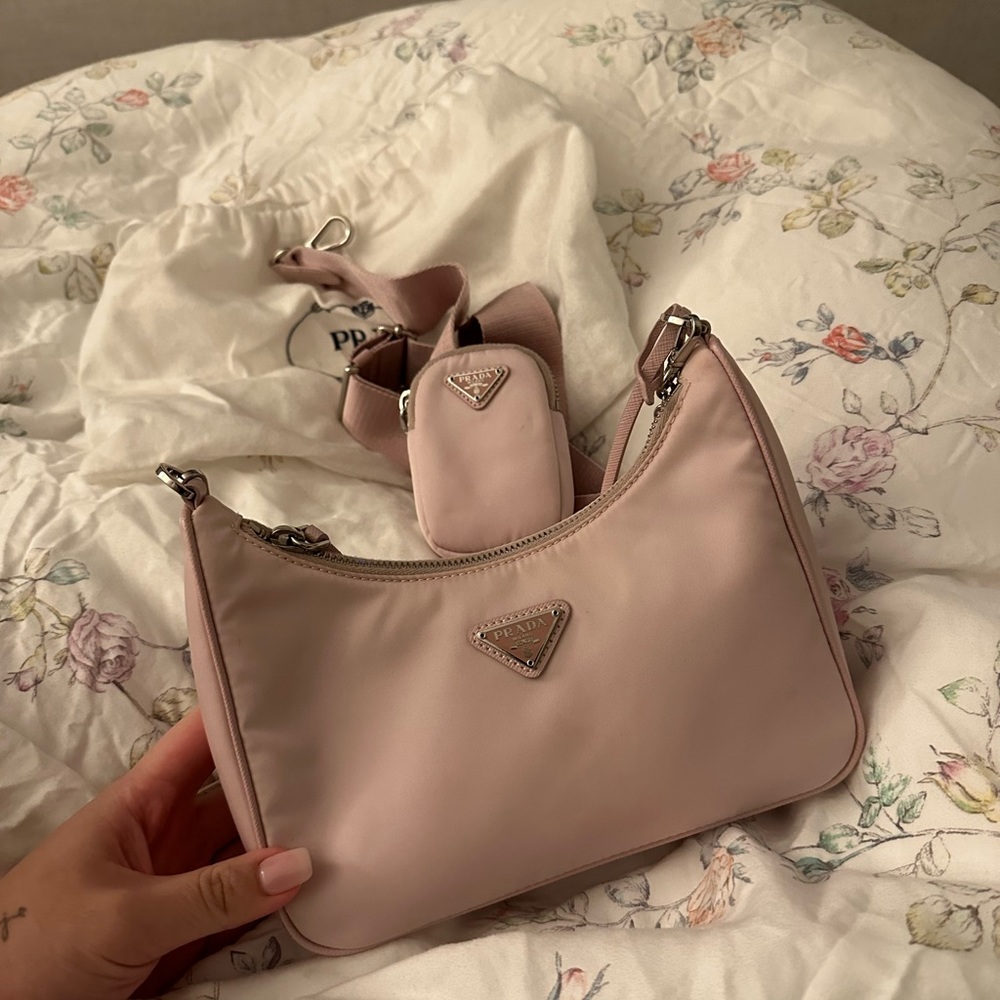 Prada re edition 2005 nylon bag